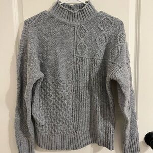 American Eagle Solid Gray Mock Neck Sweater